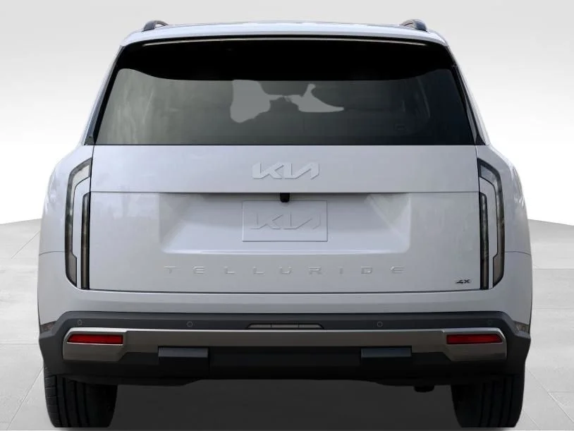 New 2027 White Kia S image 16