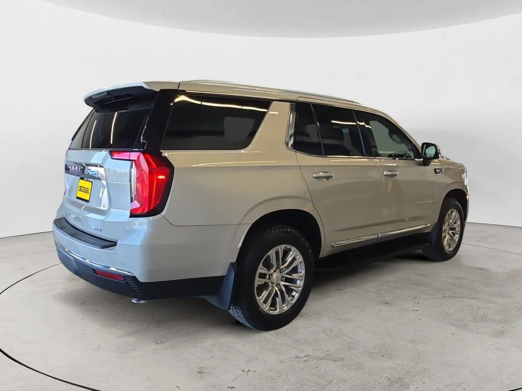 Certified Used 2022 Pearl Beige Metallic GMC SLT image 8