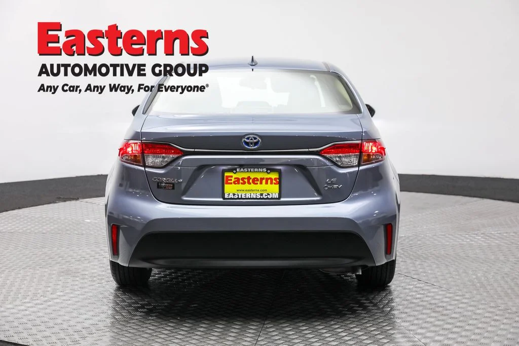 Used 2025 Gray Toyota LE image 6