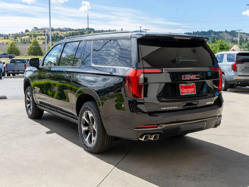 New 2026 Onyx Black GMC AT4 Ultimate image 5