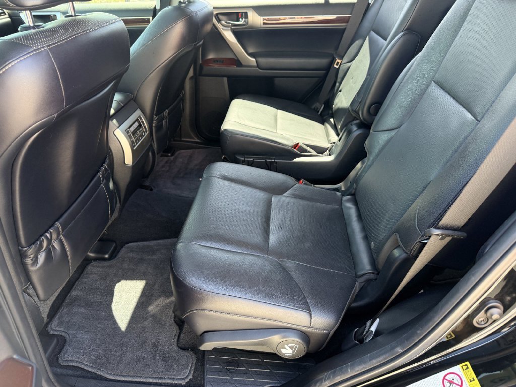 Used 2018 Onyx Black Lexus 460 image 22