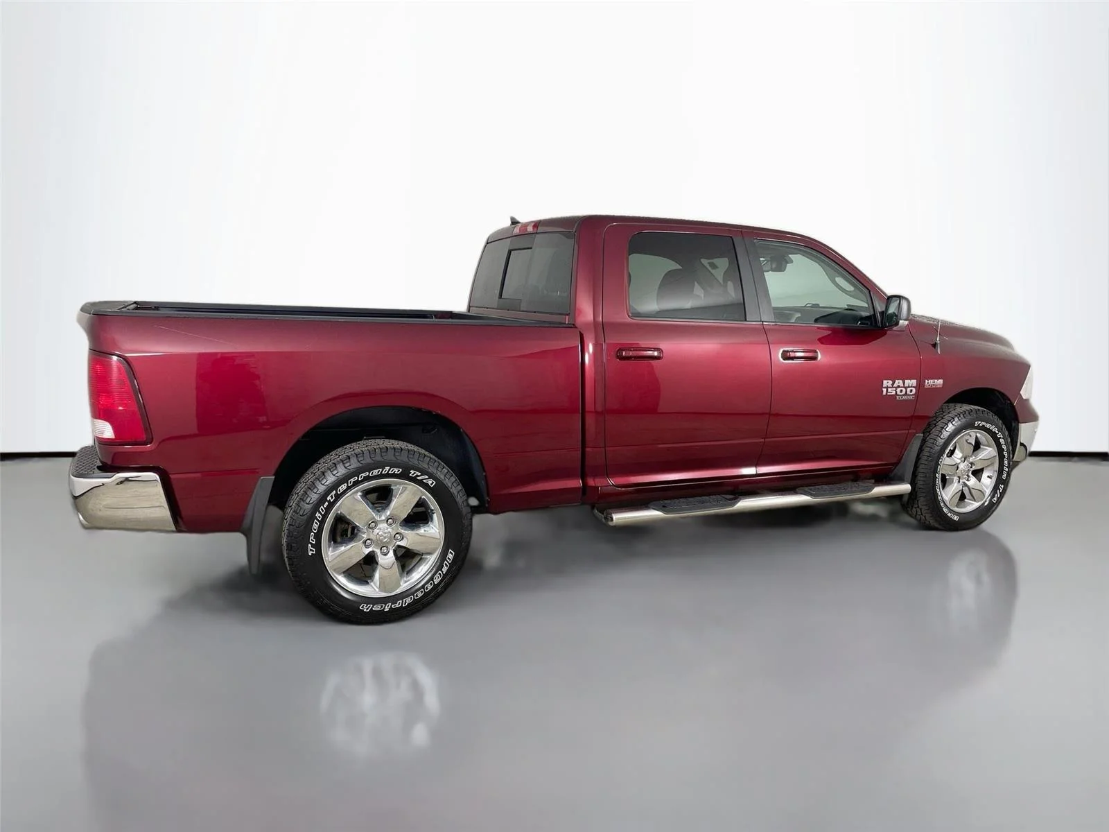 Used 2019 Delmonico Red Pearlcoat Ram Big Horn image 16