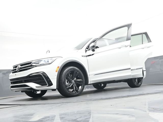 Used 2023 White Volkswagen 2.0T SEL R-Line image 43