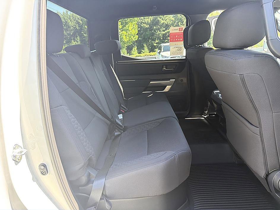 2026 Toyota Tundra SR5 - Photo 7