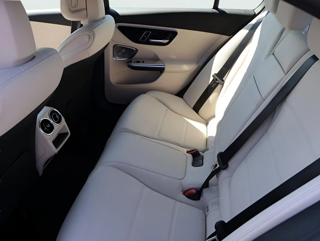 2025 Mercedes-Benz C-Class Sedan C 300 - Photo 18