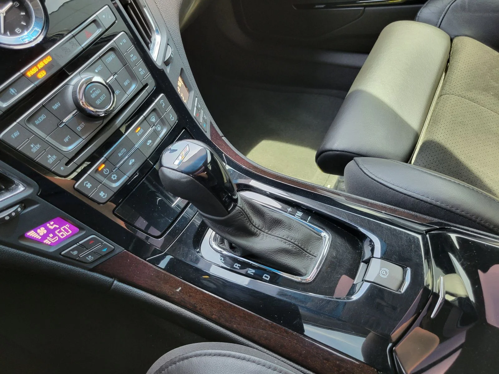 Used 2011 Black Diamond Cadillac Base image 22