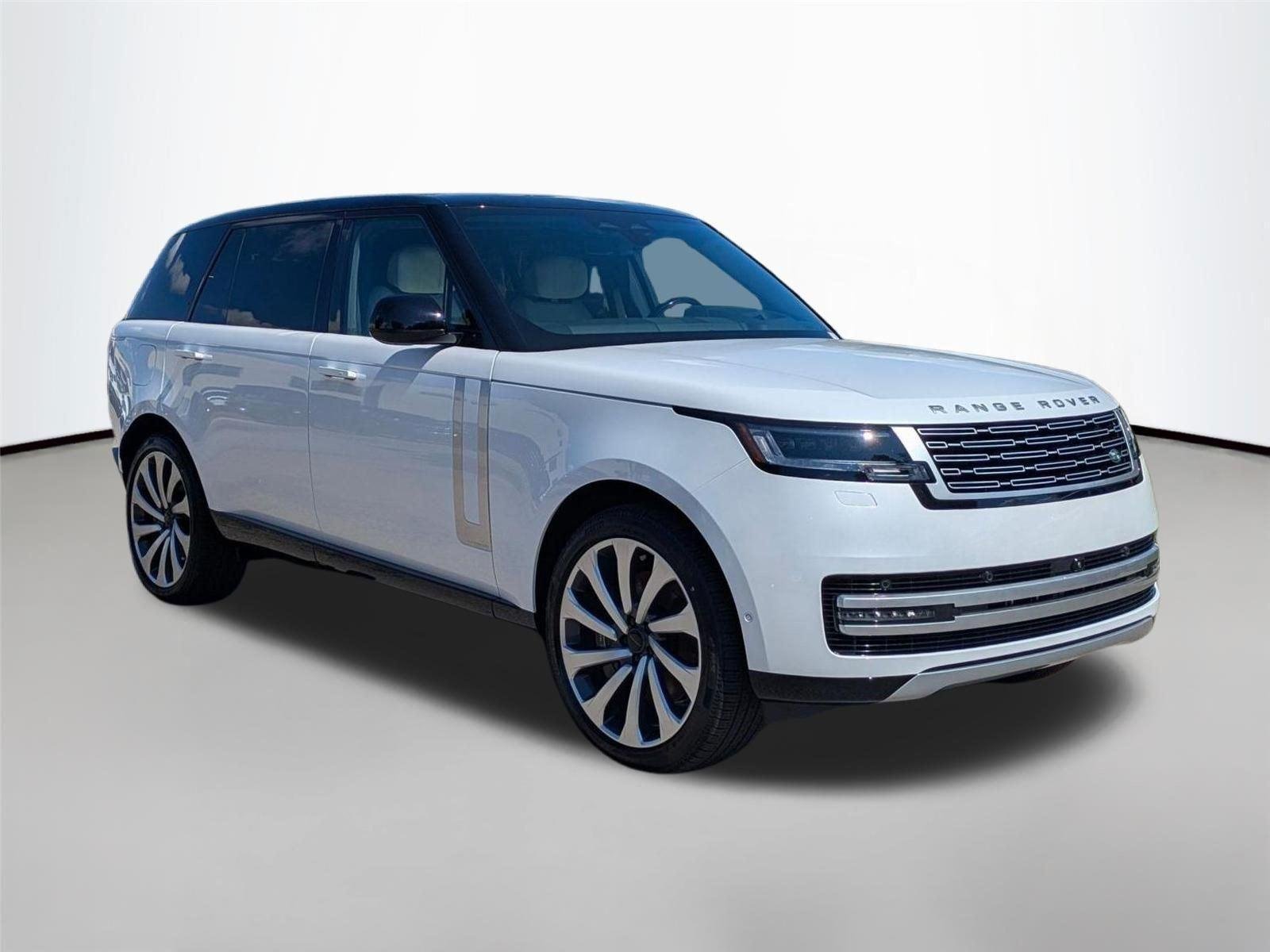 New 2026 Ostuni Pearl White Land Rover Autobiography image 3