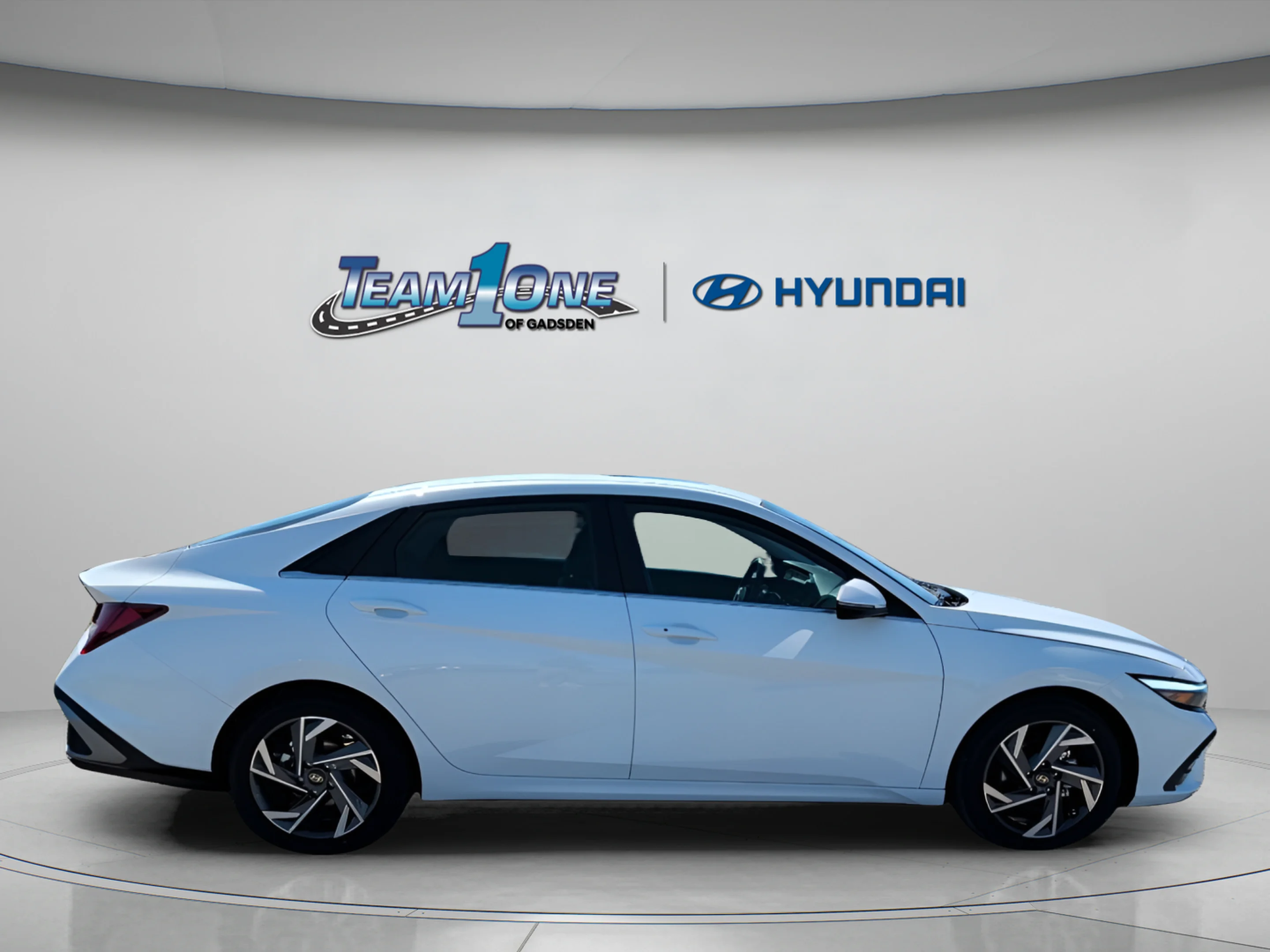 Used 2026 Serenity White Hyundai Limited image 9