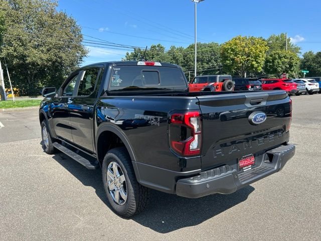 New 2026 Shadow Black Ford XLT image 5