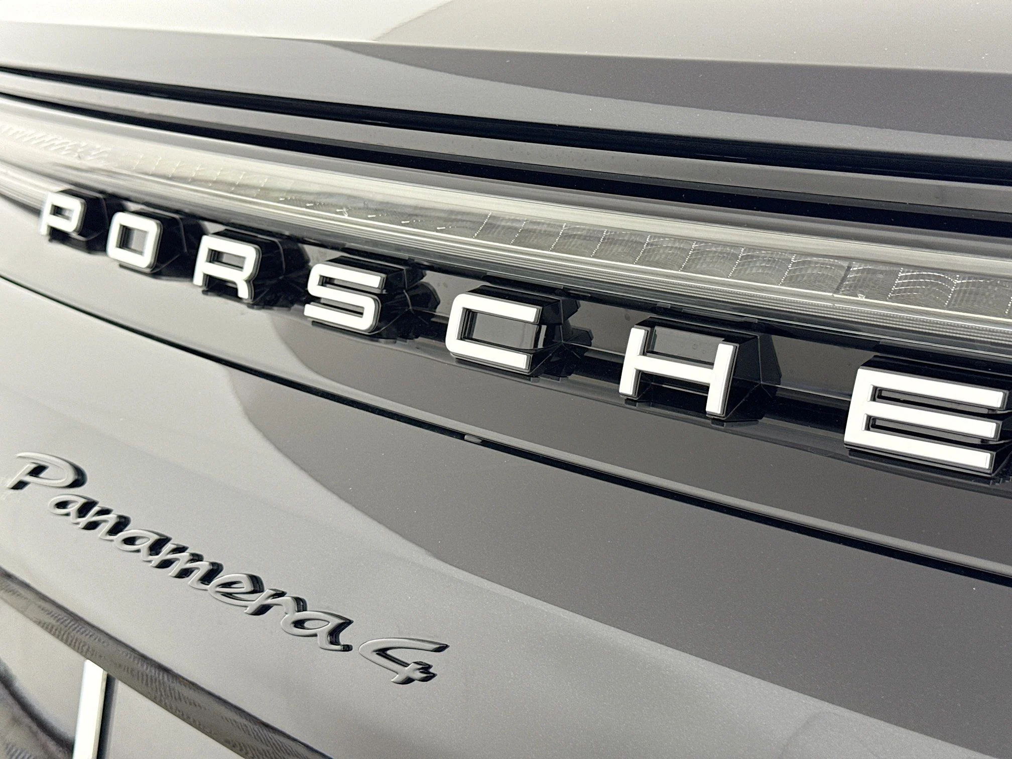 2025 Porsche Panamera Base - Photo 25