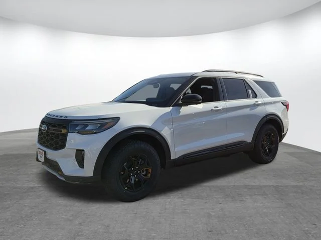 New 2026 Star White Metallic Tri-Coat Ford Tremor® image 5