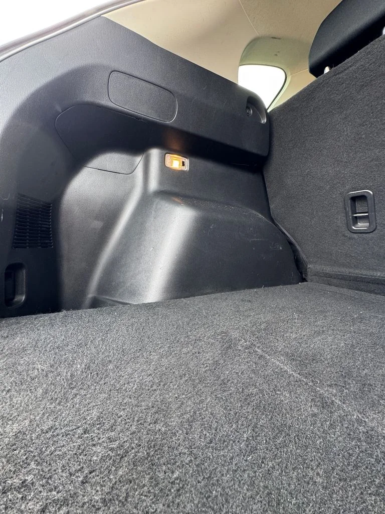 Used 2015 Blue Mazda Sport image 11