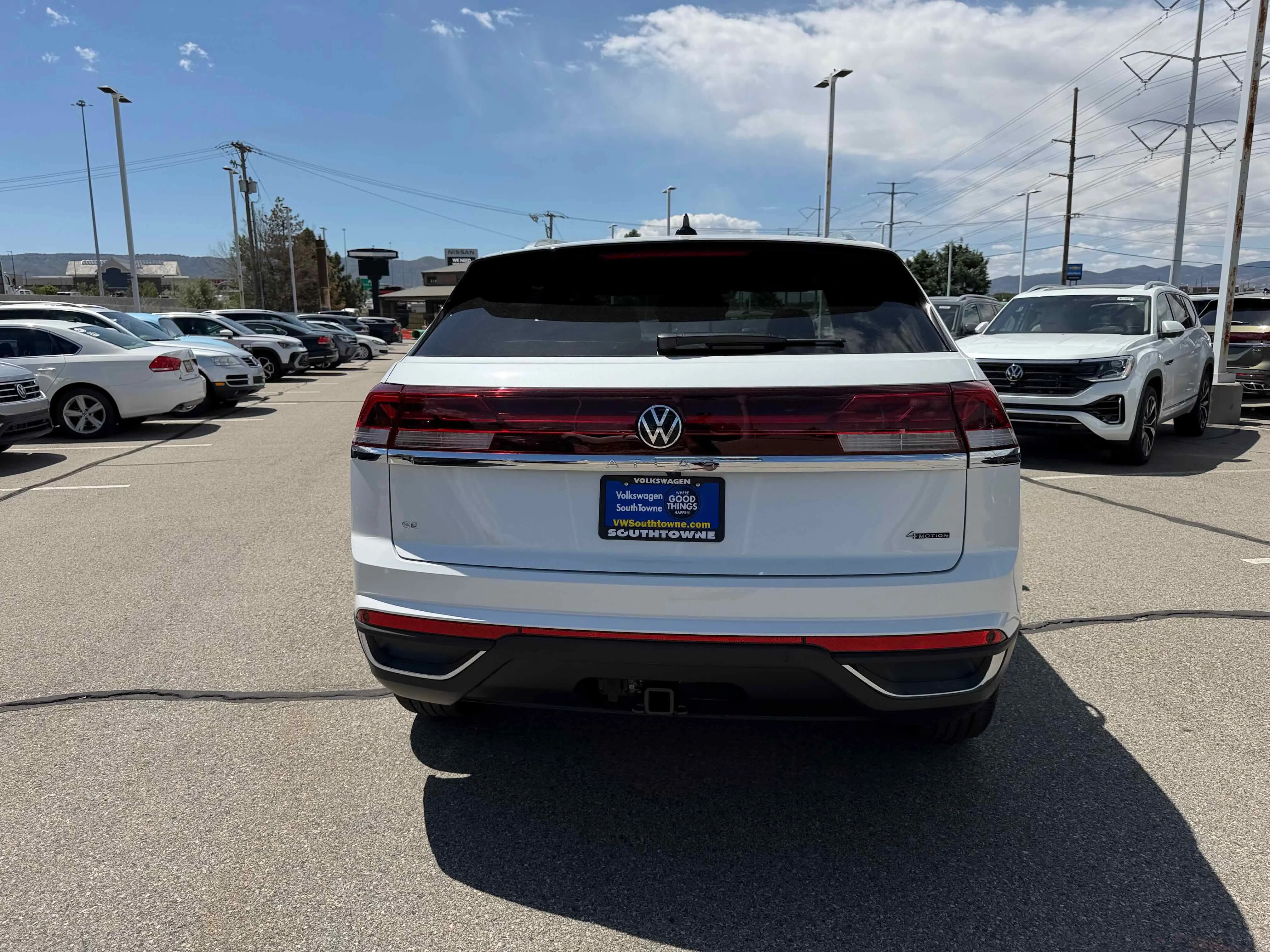 New 2026 White Pearl Volkswagen 2.0T SE w/Technology image 6