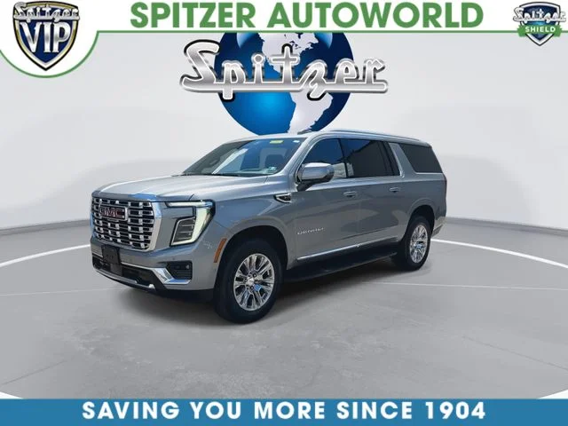 Used 2025 Silver GMC Denali image 4