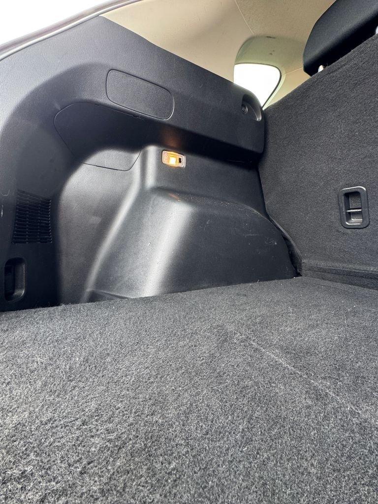 Used 2015 Blue Reflex Mica Mazda Sport image 10