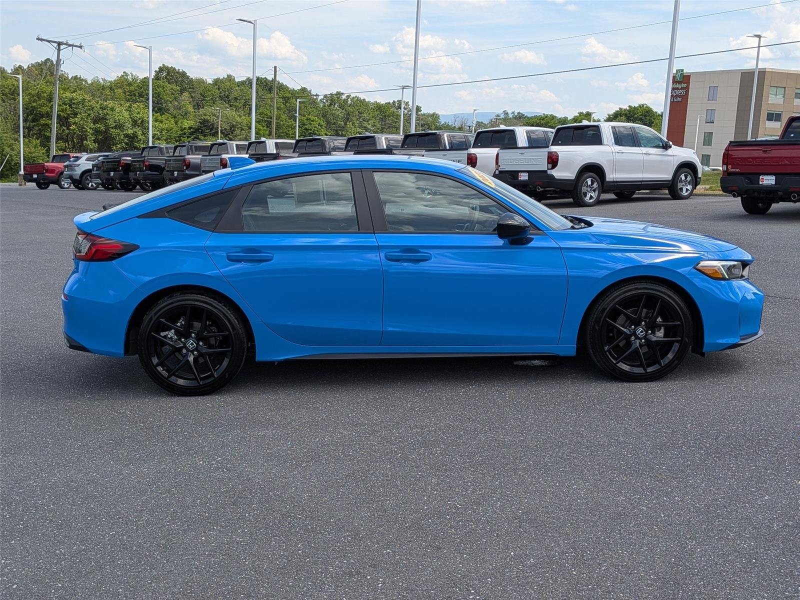 Used 2026 Boost Blue Pearl Honda Sport image 4
