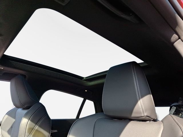 New 2026 Vegas Red Metallic BMW xDrive28i image 12