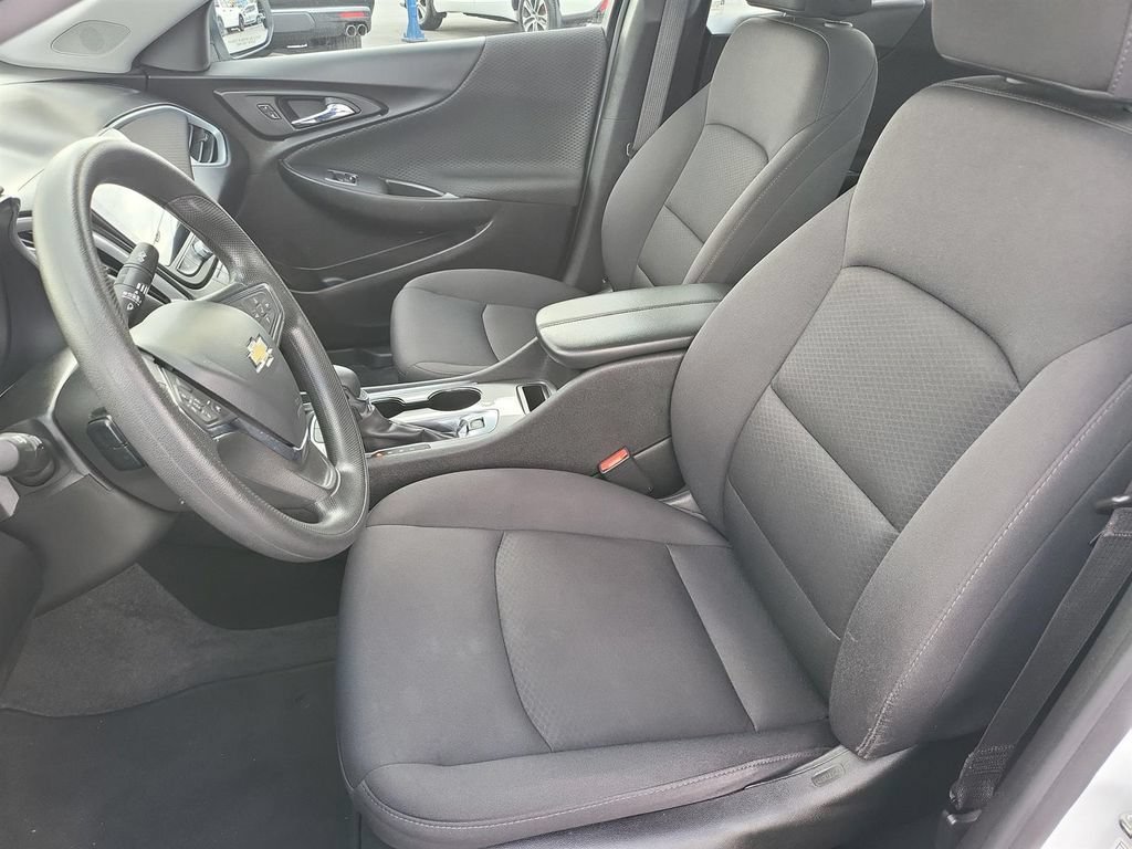 2024 Chevrolet Malibu 1LT - Photo 11