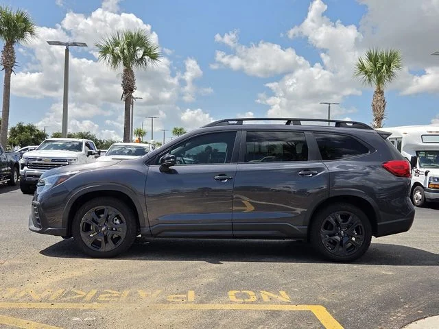 Used 2023 Gray Subaru Onyx Edition image 3