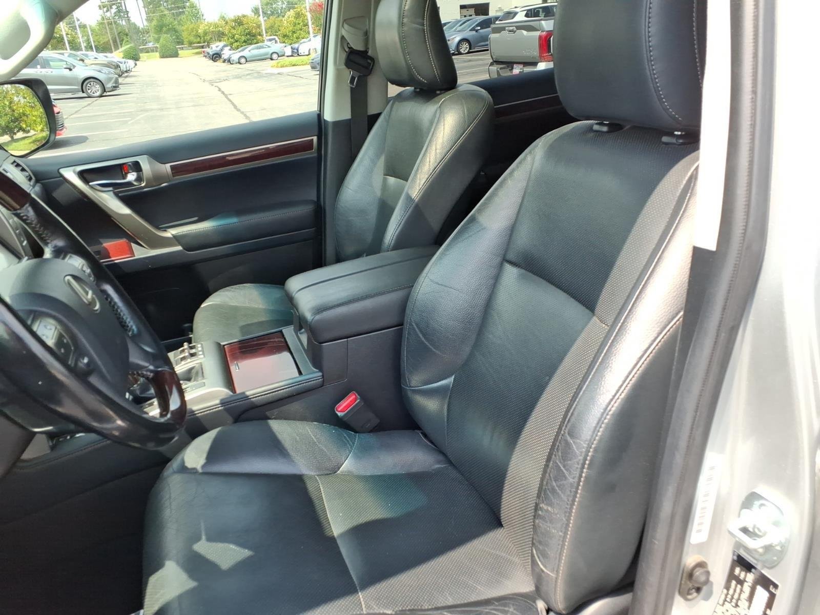 Used 2019 Silver Lining Metallic Lexus GX 460 Premium image 21