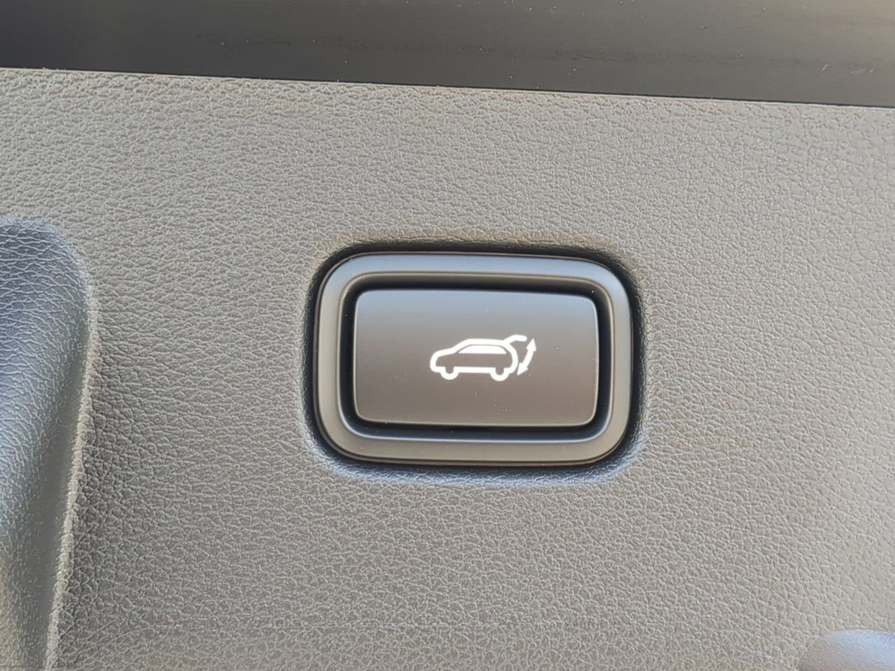 New 2026 Ebony Black Kia EX image 15