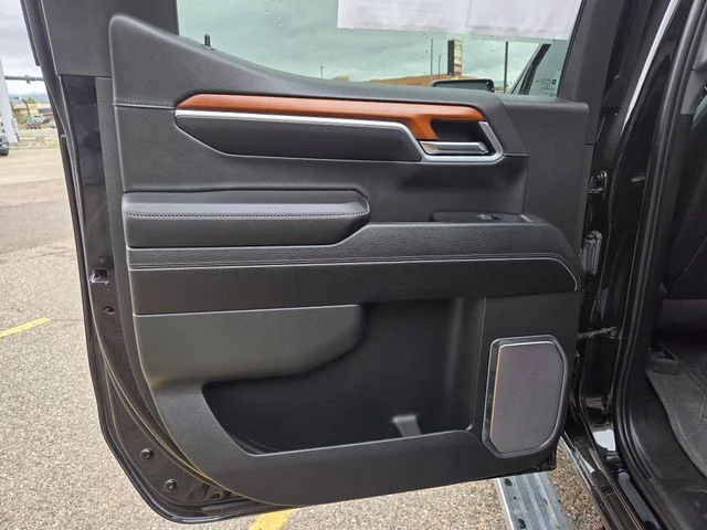 Used 2022 Onyx Black GMC Denali image 18