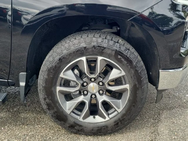 2024 Chevrolet Silverado 1500 LT - Photo 6