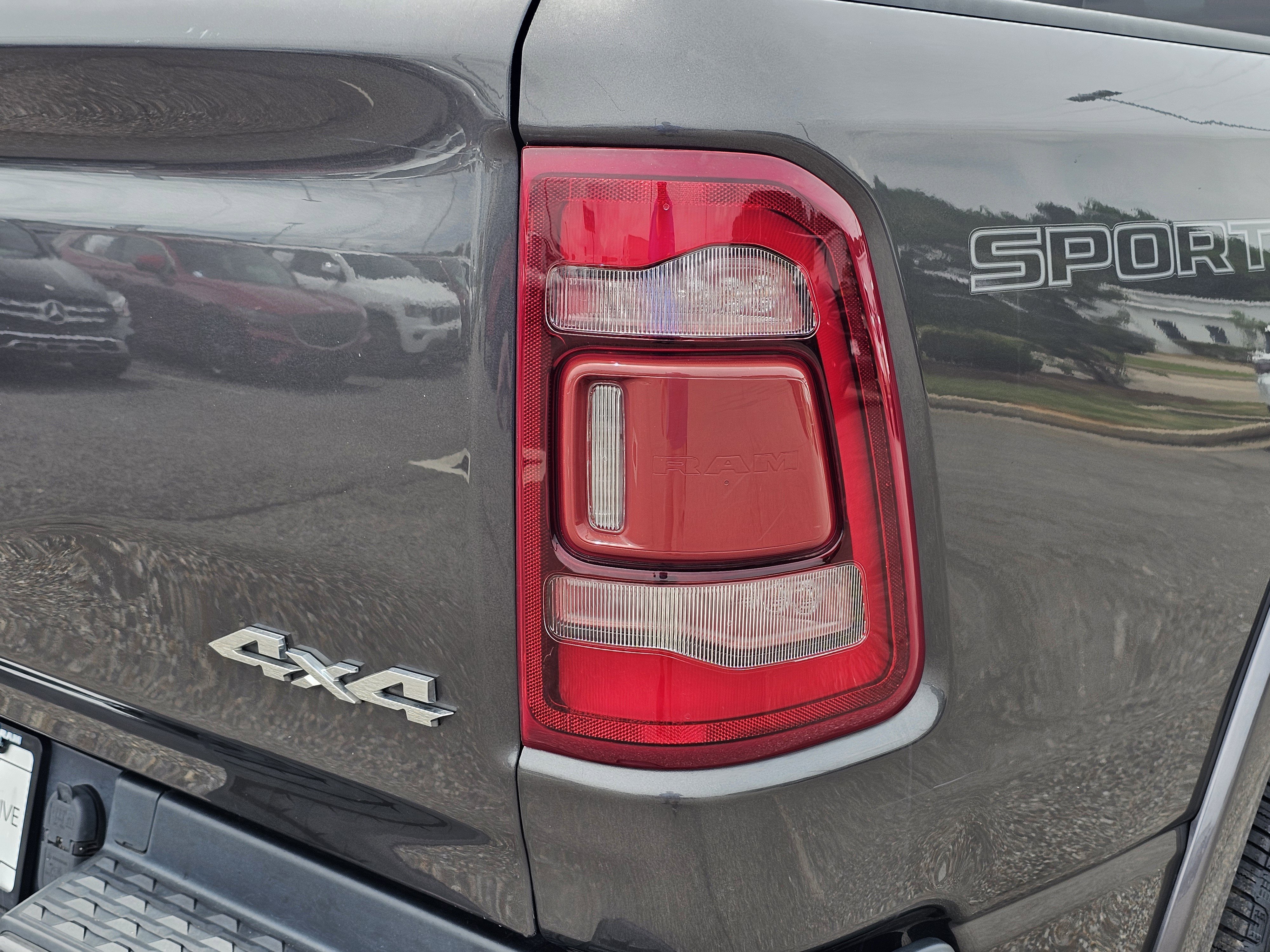 2022 RAM Ram 1500 Pickup Laramie - Photo 10