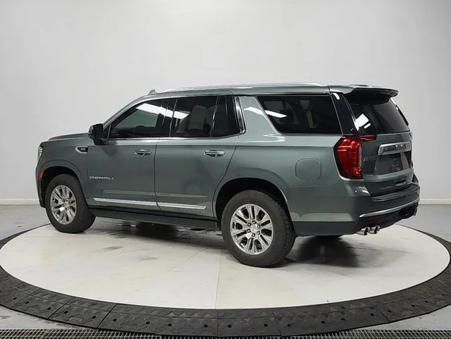 Used 2023 Green GMC Denali image 5