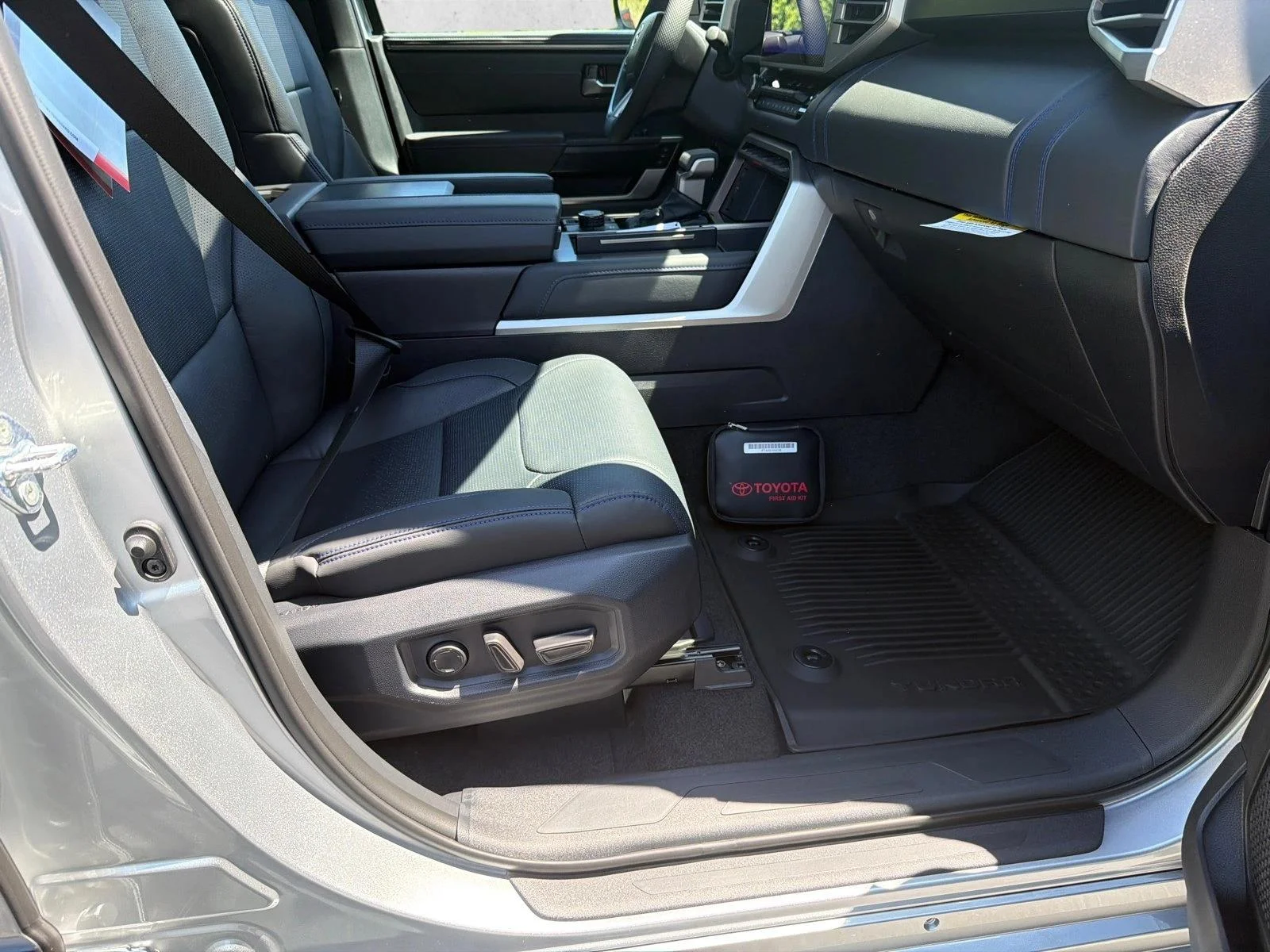 New 2026 Celestial Silver Metallic Toyota Platinum i-FORCE MAX image 13