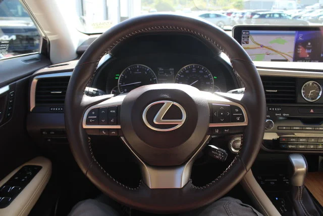 Used 2019 Silver Lexus 350L image 15