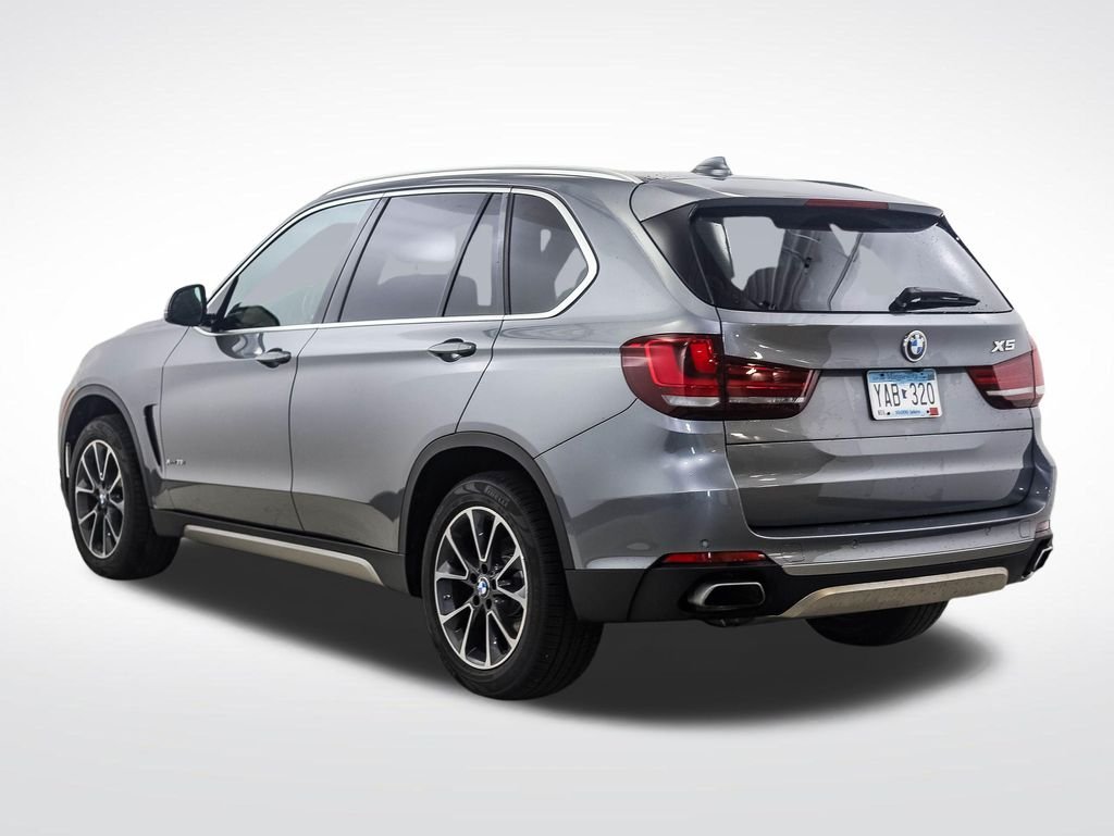 Used 2018 Space Gray Metallic BMW xDrive35i image 3