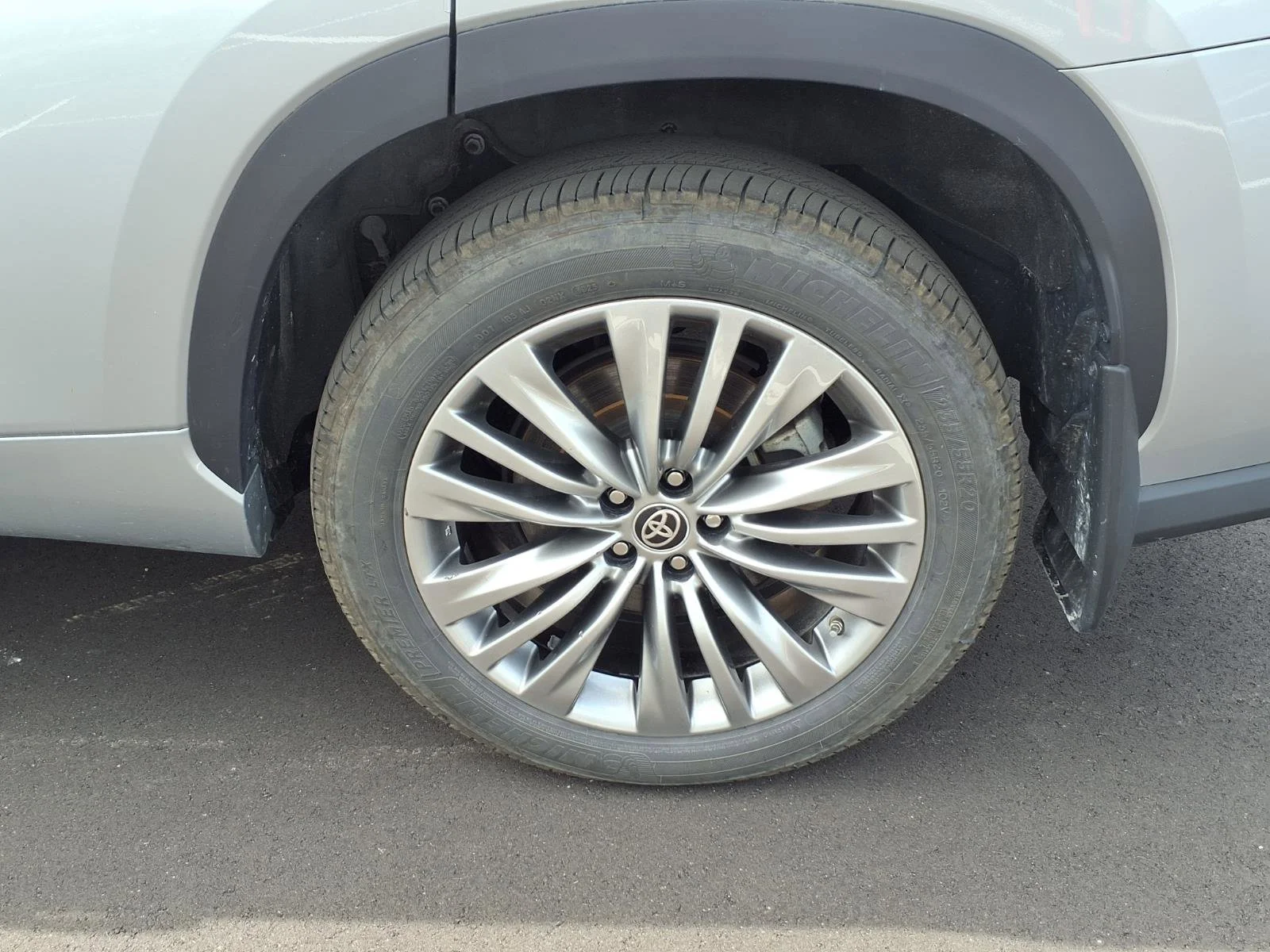Used 2021 Celestial Silver Metallic Toyota Hybrid Platinum image 20