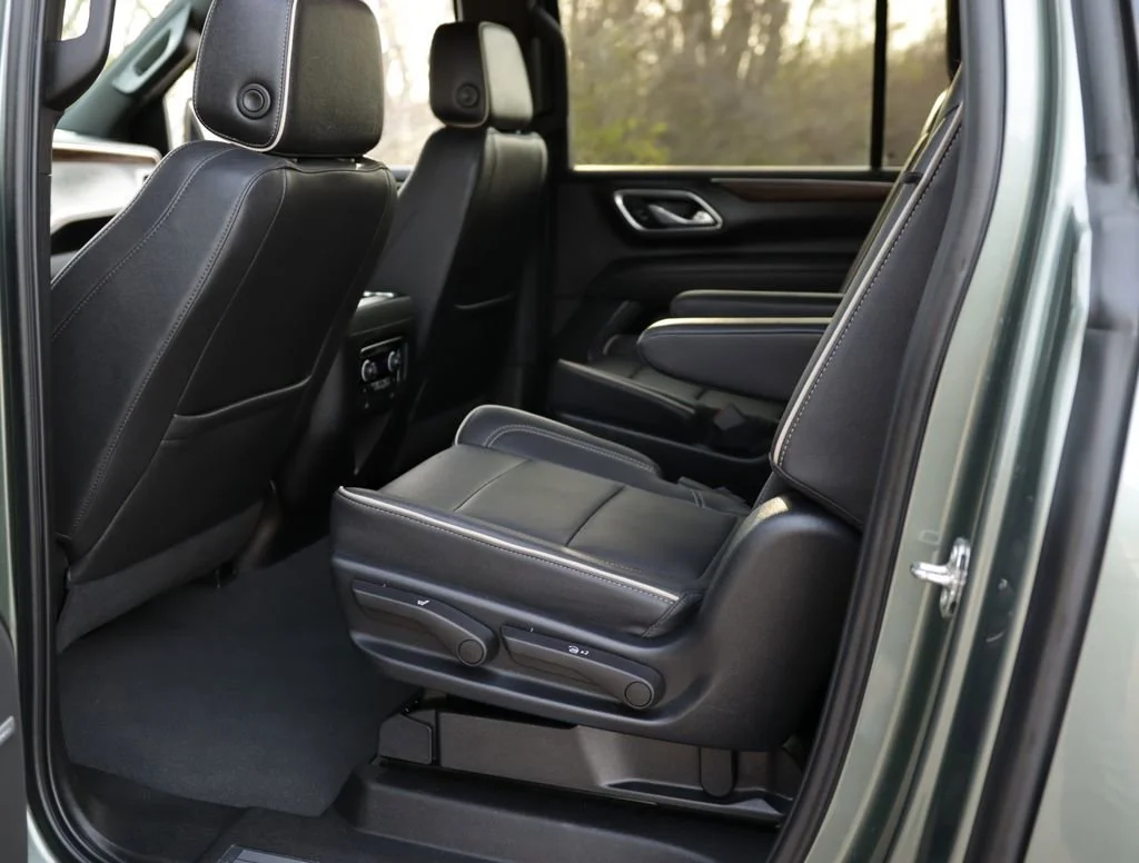 2023 Chevrolet Suburban Premier - Photo 26