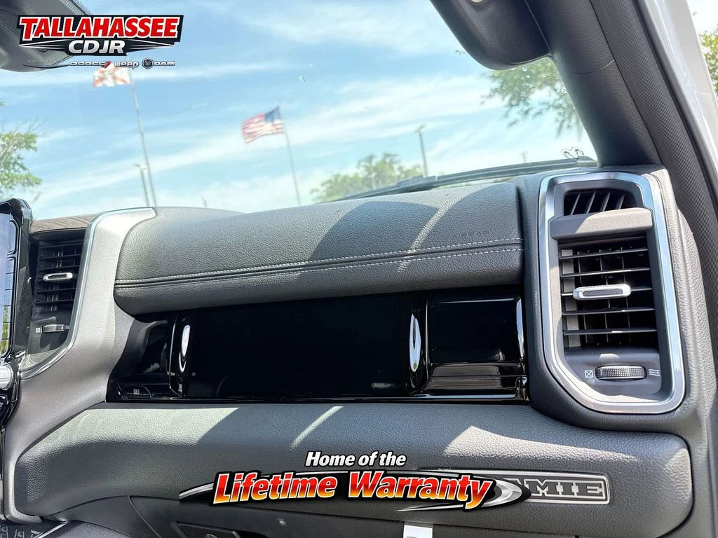 2026 RAM 1500 Laramie - Photo 32