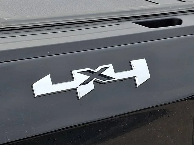 New 2026 Onyx Black GMC Elevation image 21