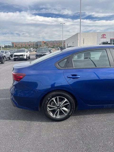 Used 2023 Blue Kia LXS image 7