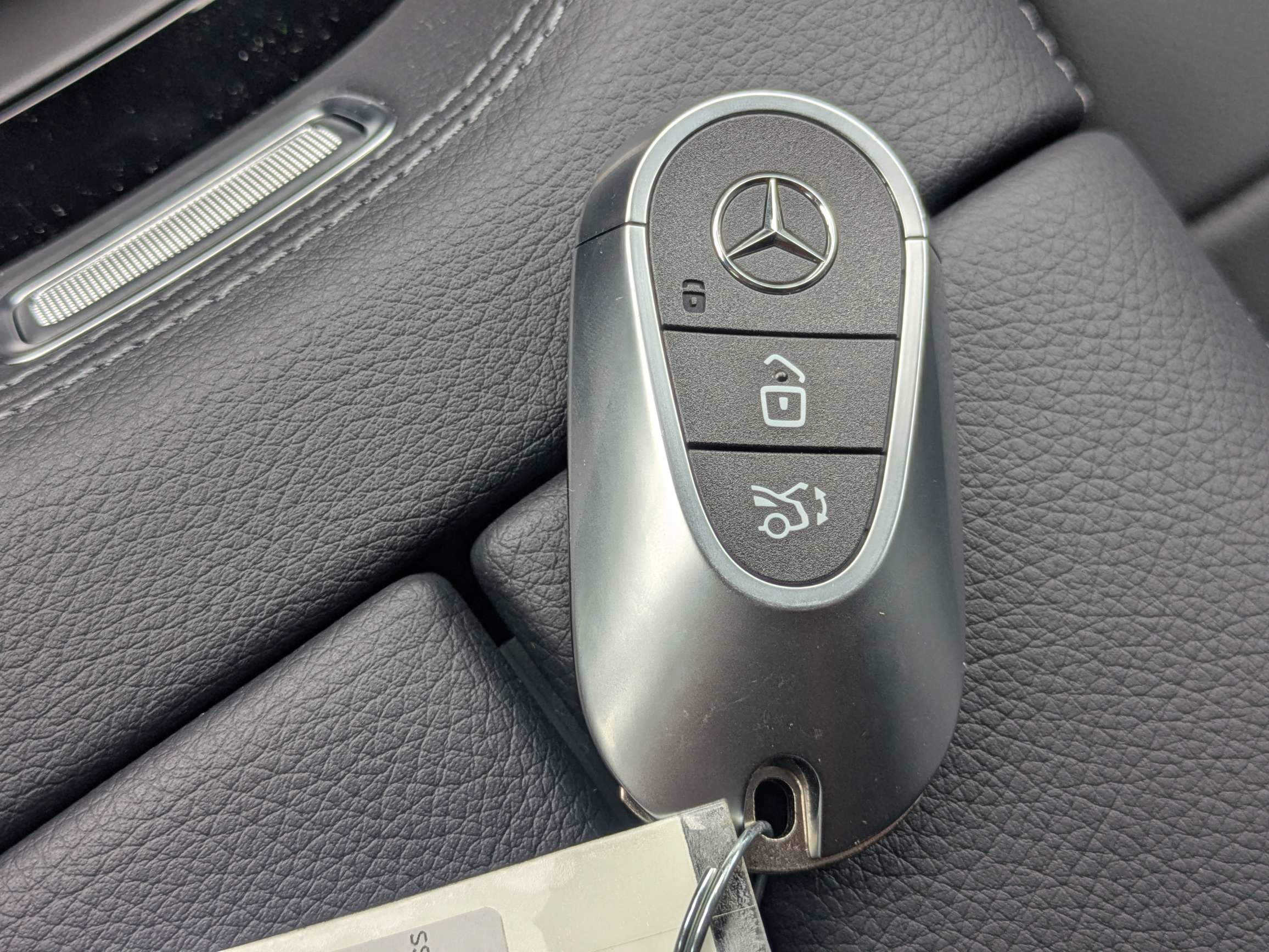 New 2027 Black Mercedes-Benz GLE 450 image 27