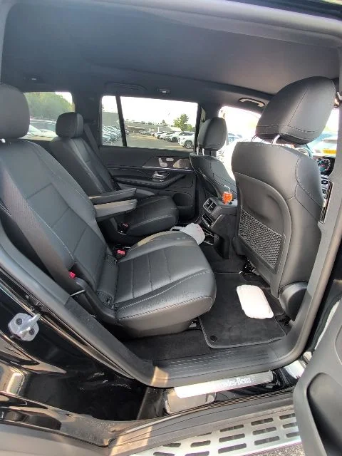 Used 2021  Mercedes-Benz GLS 450 image 19