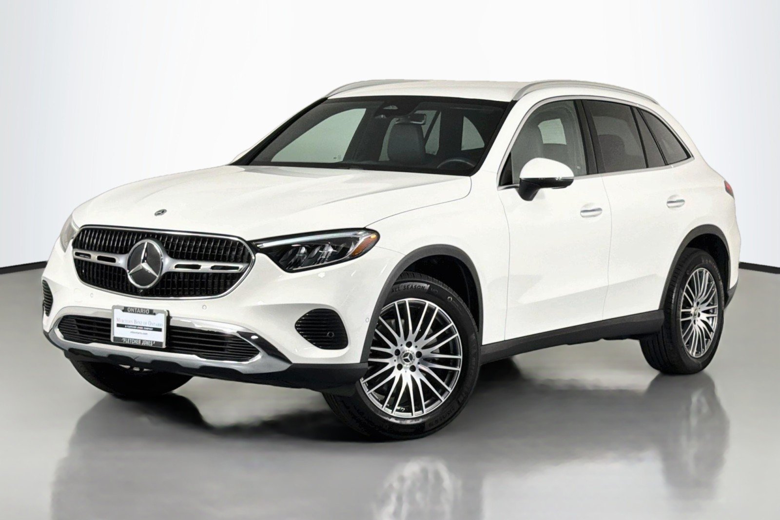 Certified Used 2026 Polar White Mercedes-Benz GLC 300 image 1