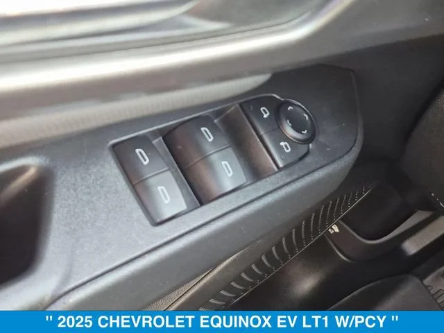2025 Chevrolet Equinox EV 1LT - Photo 11