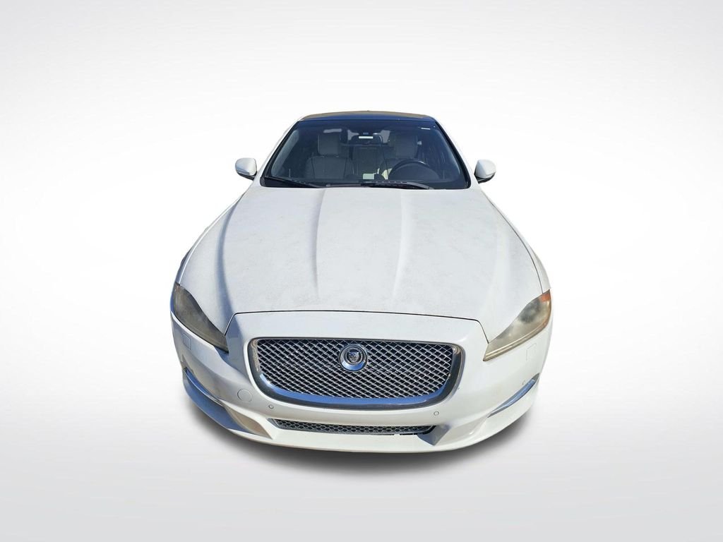 Used 2013 White Jaguar XJL Portfolio image 3