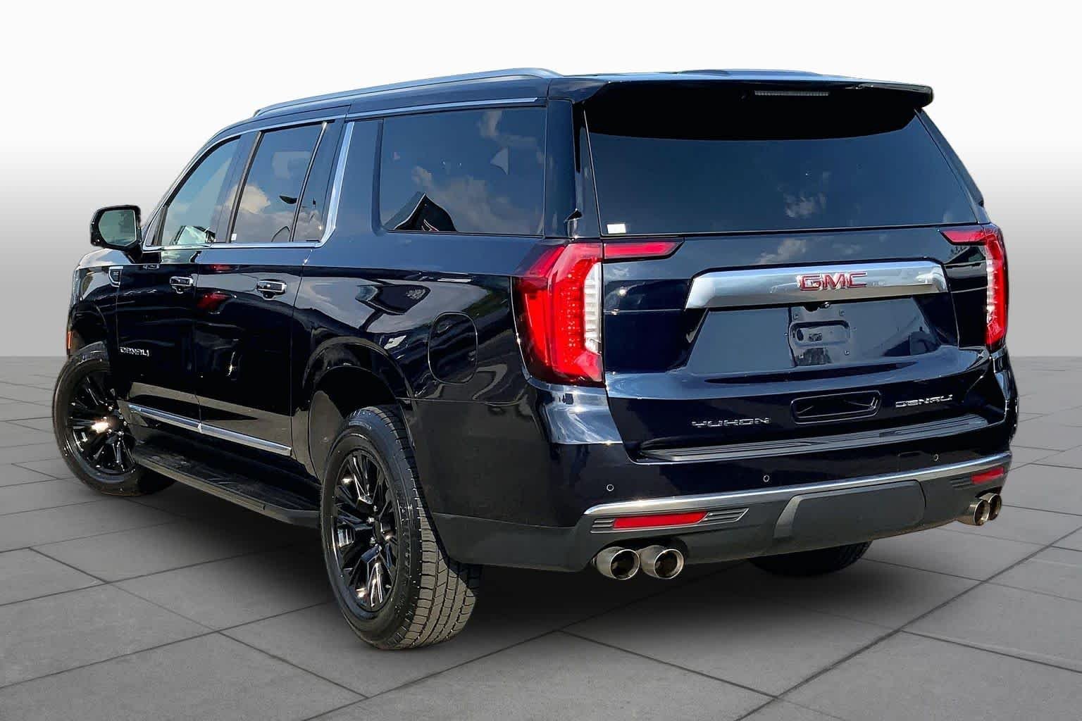 Used 2024 Midnight Blue Metallic GMC Denali image 12