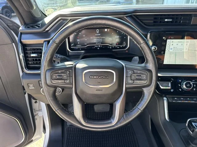 Used 2023 White GMC Denali Ultimate image 43