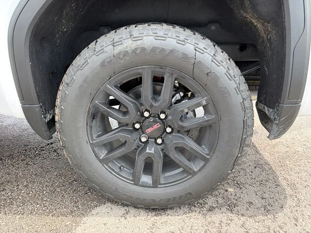 New 2026 White GMC Elevation image 24