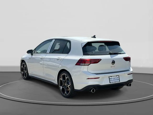 2026 Volkswagen Golf GTI photo 3
