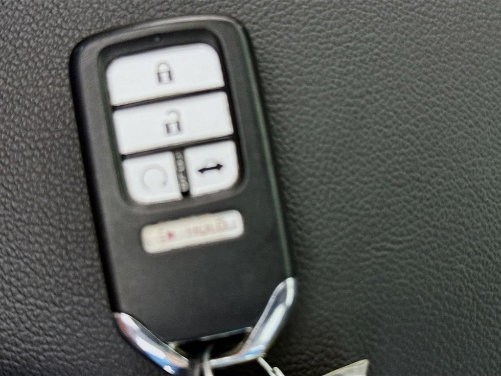 2022 Honda Accord Touring - Photo 38