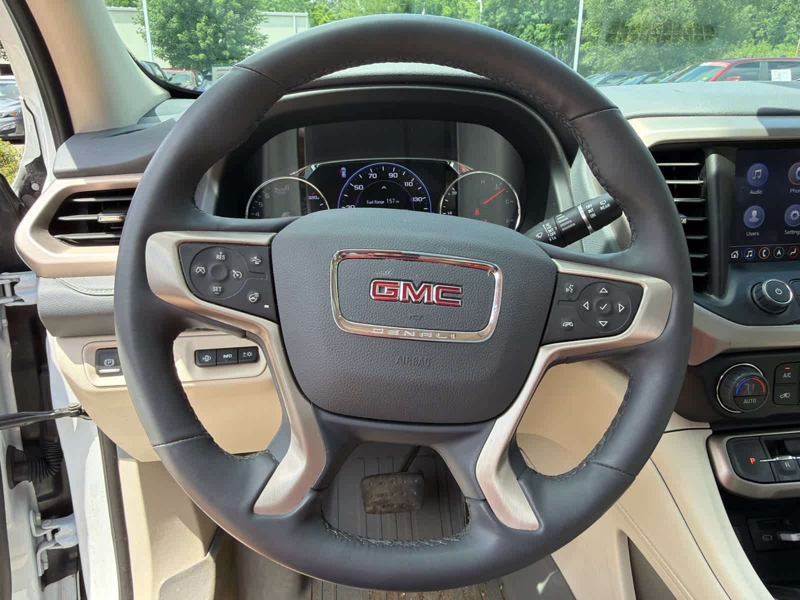 Used 2023 White Frost Tricoat GMC Denali image 4