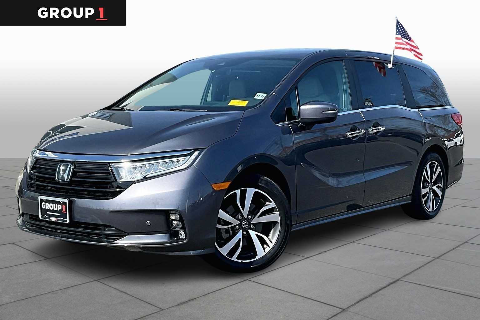 2024 Honda Odyssey Touring - Photo 1
