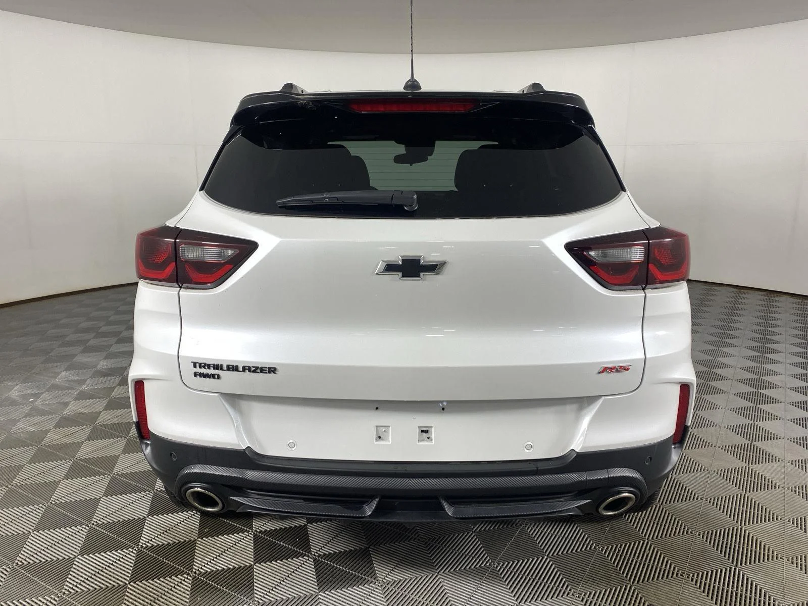 Used 2024 Iridescent Pearl Tricoat Chevrolet RS image 16